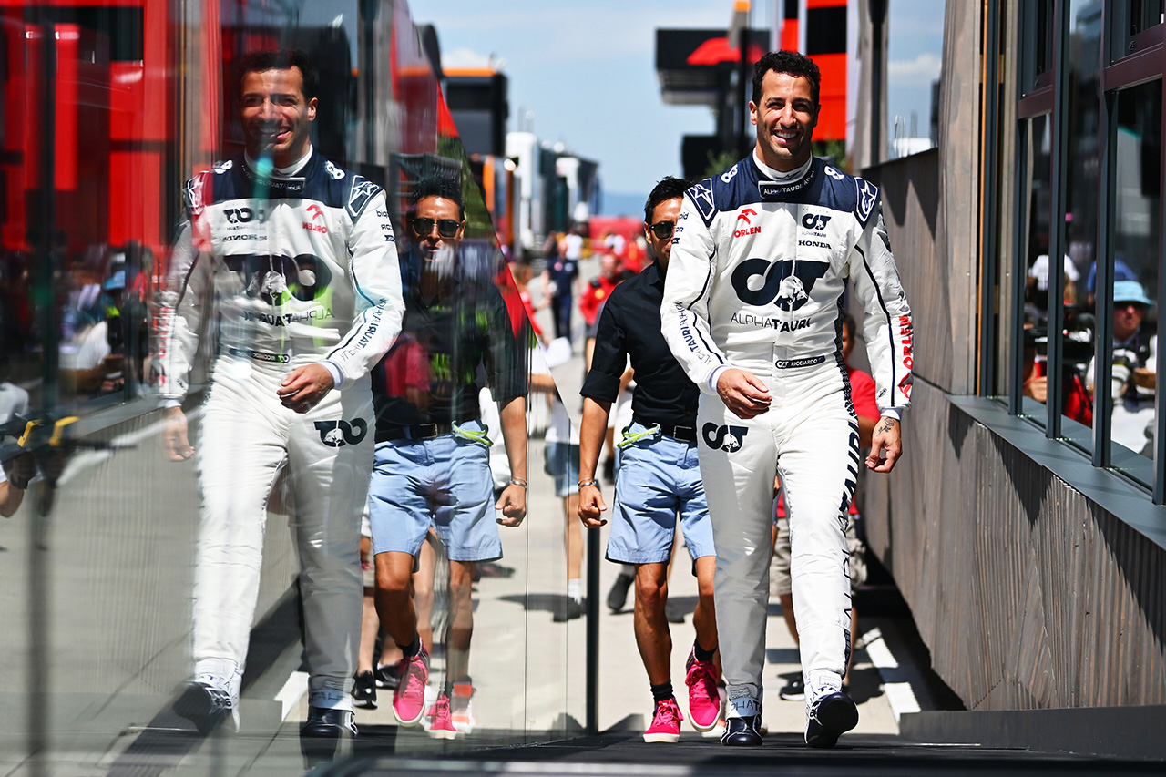 Daniel Ricciardo making his way to the Garage at the Hungarian Grand Prix